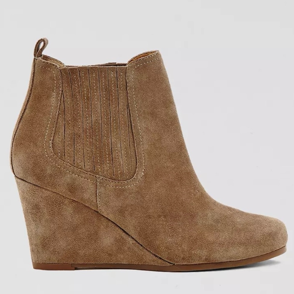 DV by Dolce Vita Posie Wedge Suede Ankle Booties - Taupe - Size 8